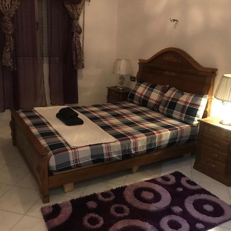 Appartement Familal A Trois Chambres En Face Marjane & Hotel Ahlen Tanger Buitenkant foto